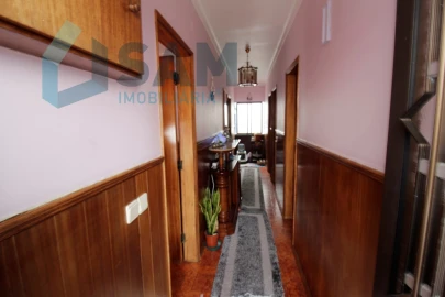 Moradia T7 para Venda em Nazare