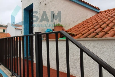 Moradia T7 para Venda em Nazare