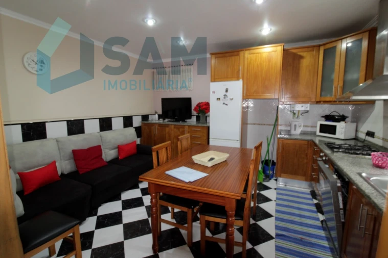 Moradia T7 para Venda em Nazare Foto 7