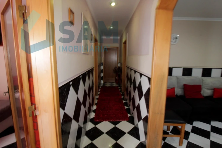 Moradia T7 para Venda em Nazare Foto 16