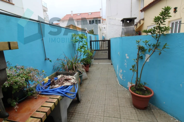 Moradia T7 para Venda em Nazare Foto 3