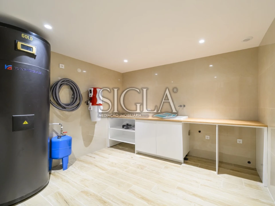 Moradia T4 para Venda em Gulpilhares e Valadares Foto 31