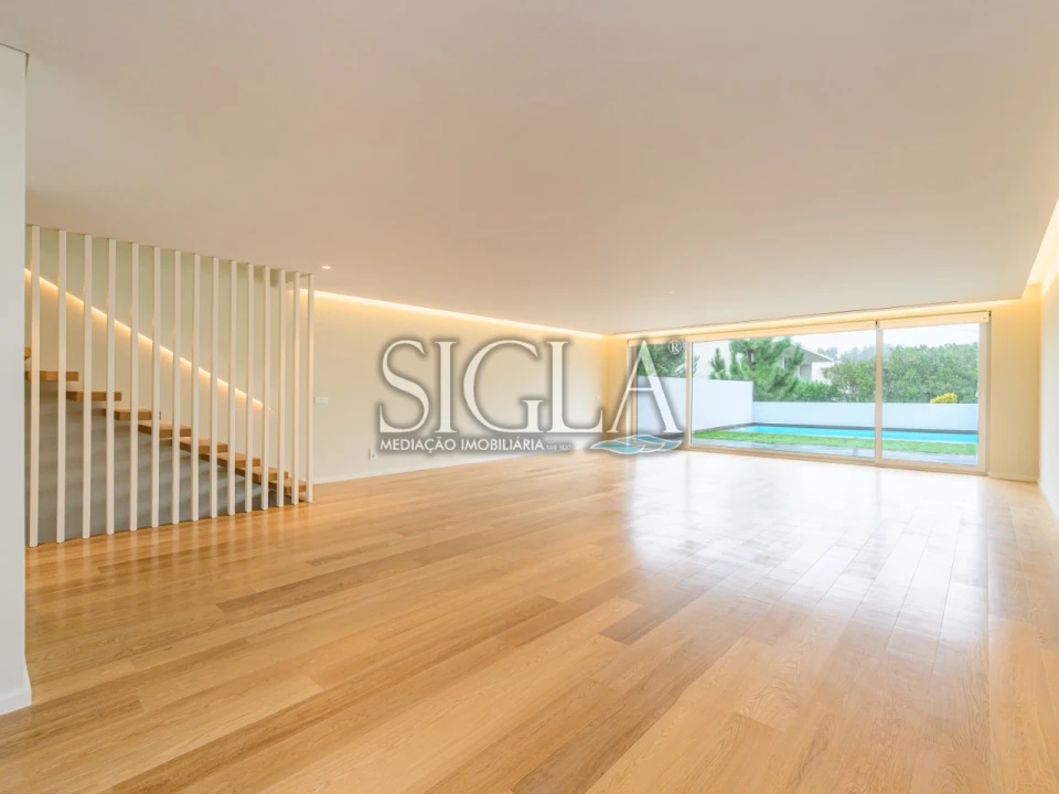 Moradia T4 para Venda em Gulpilhares e Valadares Foto 34