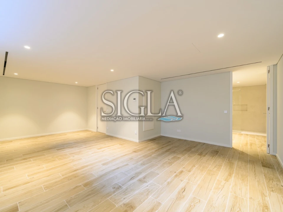 Moradia T4 para Venda em Gulpilhares e Valadares Foto 38