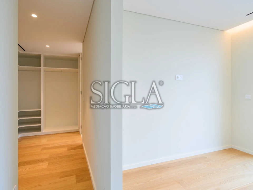 Moradia T4 para Venda em Gulpilhares e Valadares Foto 41