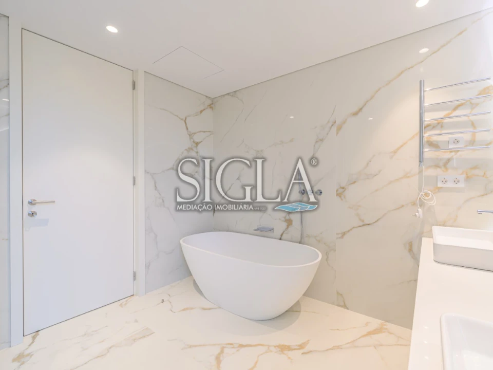 Moradia T4 para Venda em Gulpilhares e Valadares Foto 52