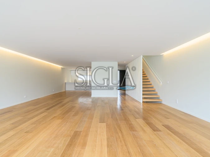 Moradia T4 para Venda em Gulpilhares e Valadares Foto 35