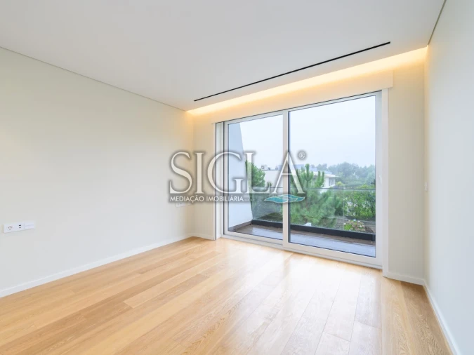 Moradia T4 para Venda em Gulpilhares e Valadares Foto 48