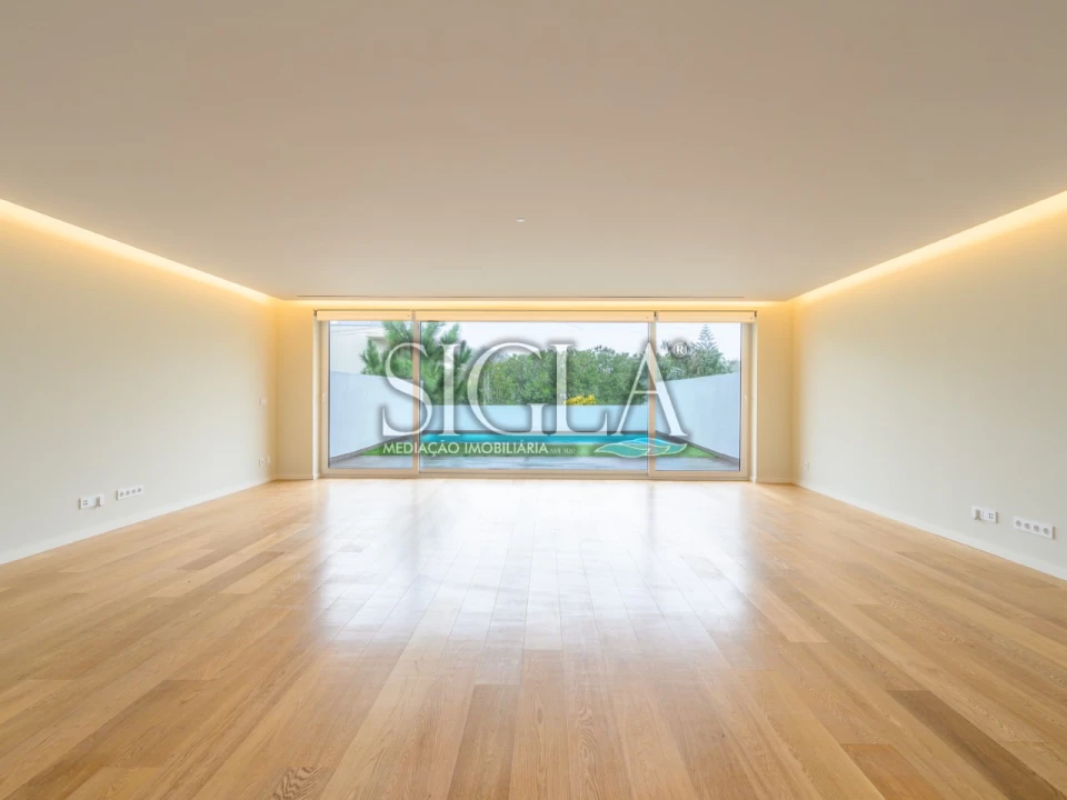 Moradia T4 para Venda em Gulpilhares e Valadares Foto 32