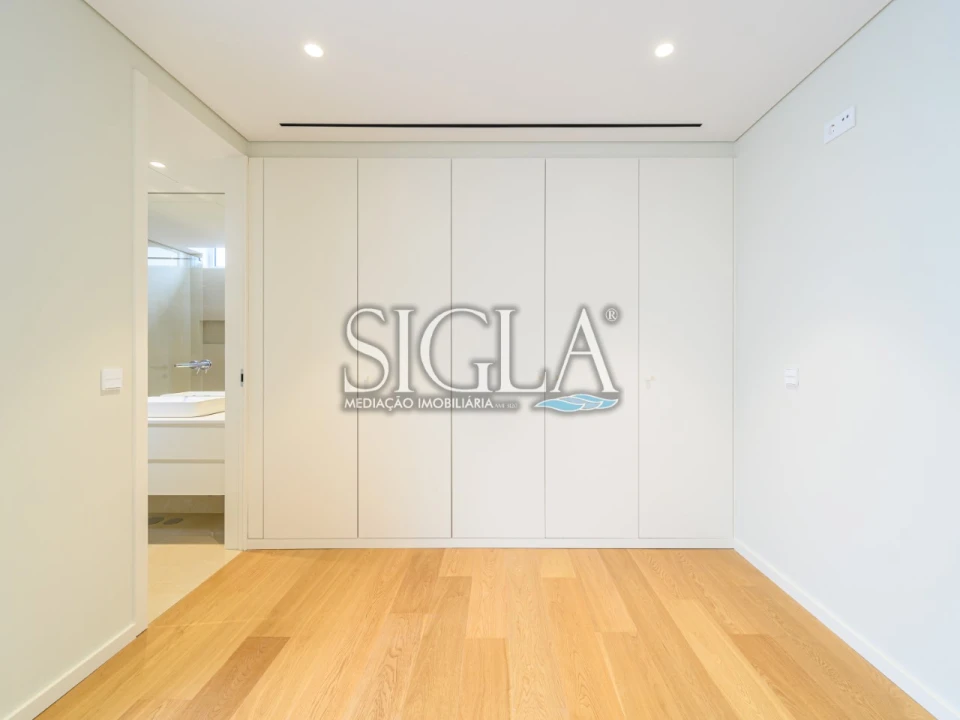 Moradia T4 para Venda em Gulpilhares e Valadares Foto 45