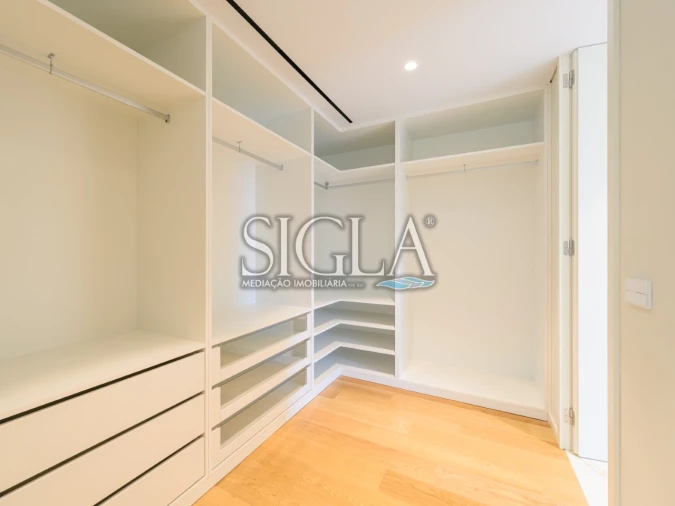 Moradia T4 para Venda em Gulpilhares e Valadares Foto 36