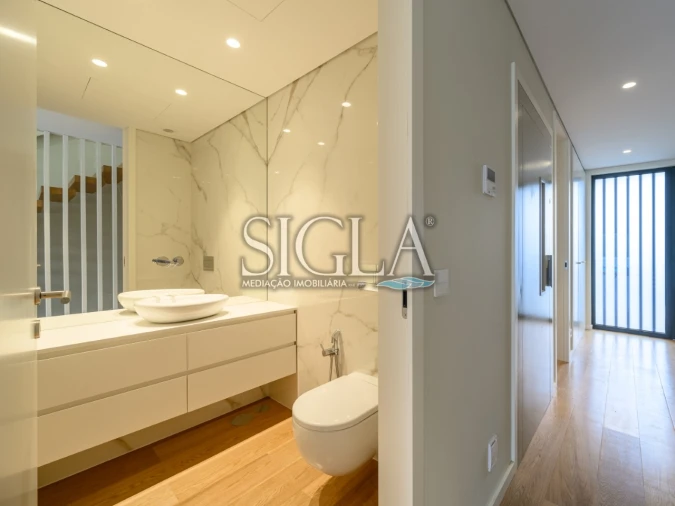 Moradia T4 para Venda em Gulpilhares e Valadares Foto 48