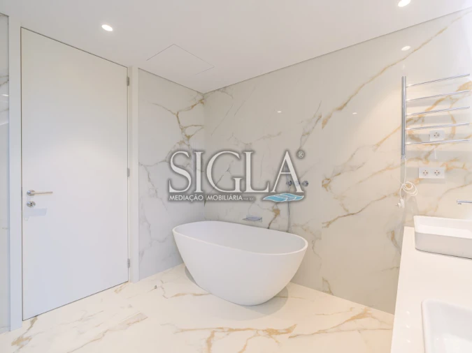 Moradia T4 para Venda em Gulpilhares e Valadares Foto 49