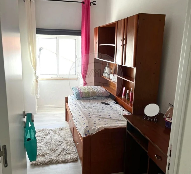 Moradia T3 para Venda em Pontevel Foto 6