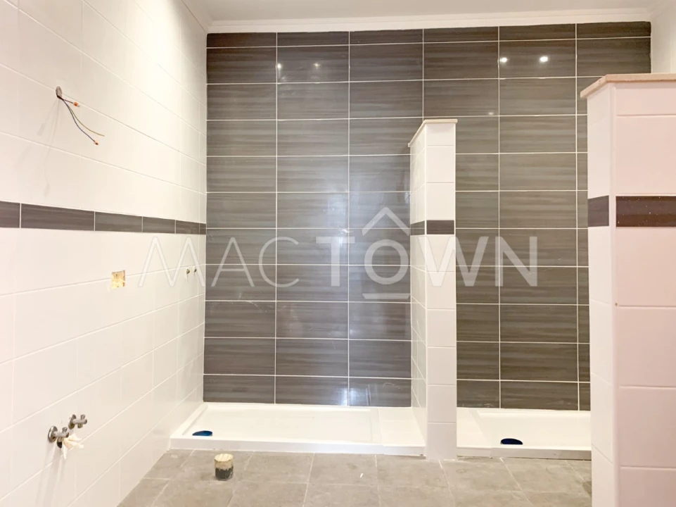 Moradia T4 para Venda em Monsanto Foto 16