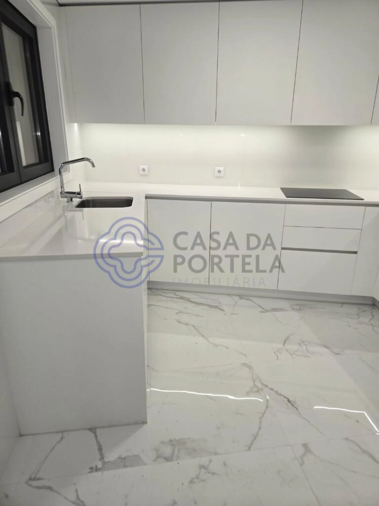 Moradia T3 para Venda em Nogueira e Silva Escura Foto 33