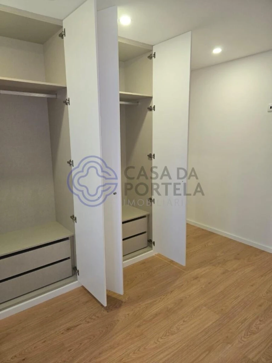Moradia T3 para Venda em Nogueira e Silva Escura Foto 42