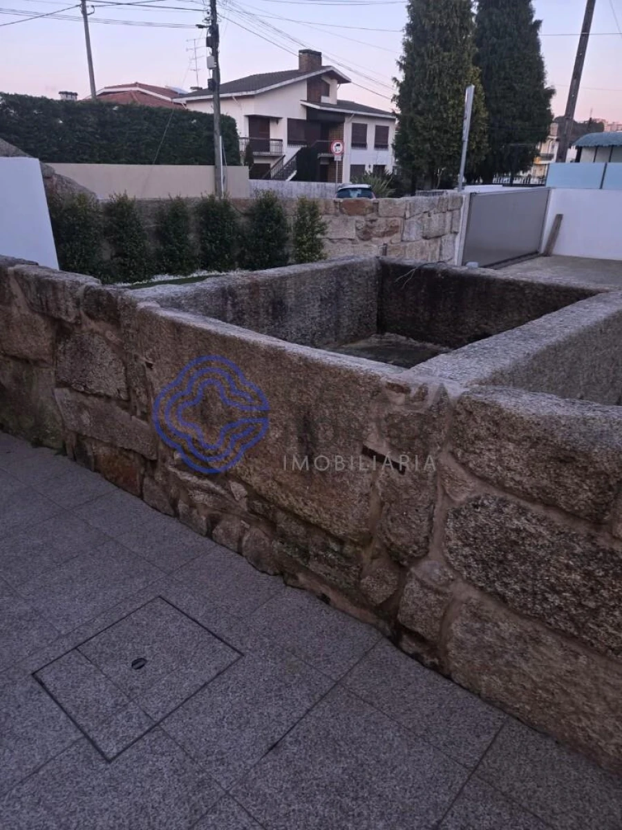Moradia T3 para Venda em Nogueira e Silva Escura Foto 12