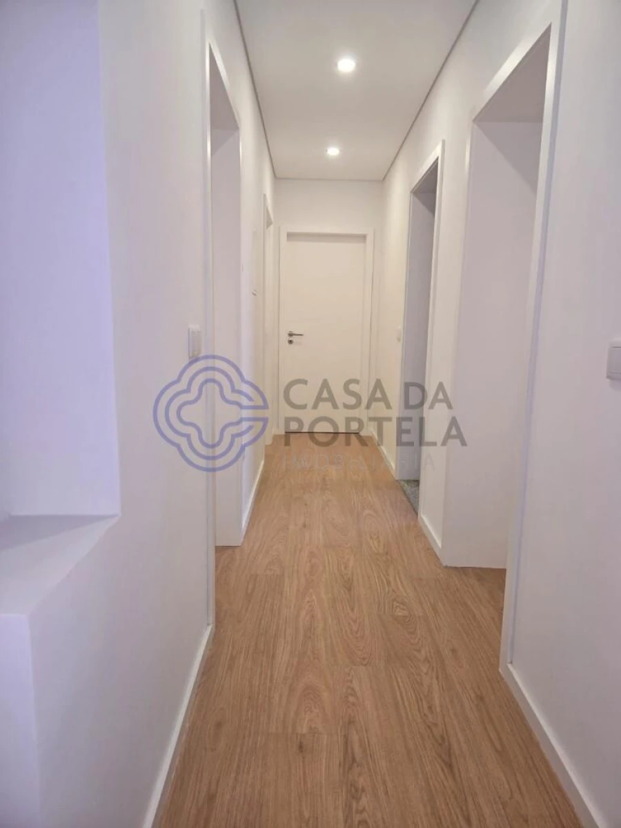 Moradia T3 para Venda em Nogueira e Silva Escura Foto 34
