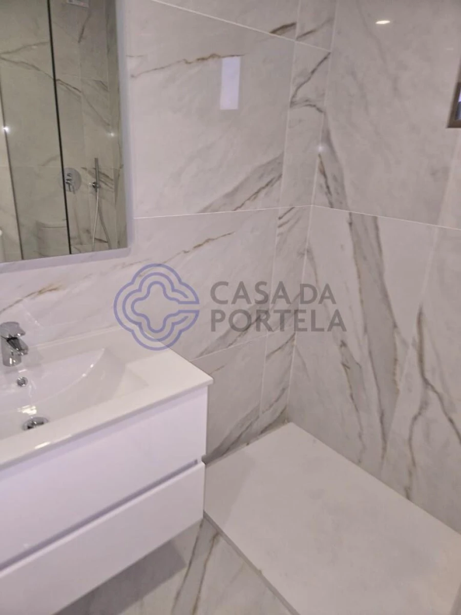 Moradia T3 para Venda em Nogueira e Silva Escura Foto 58