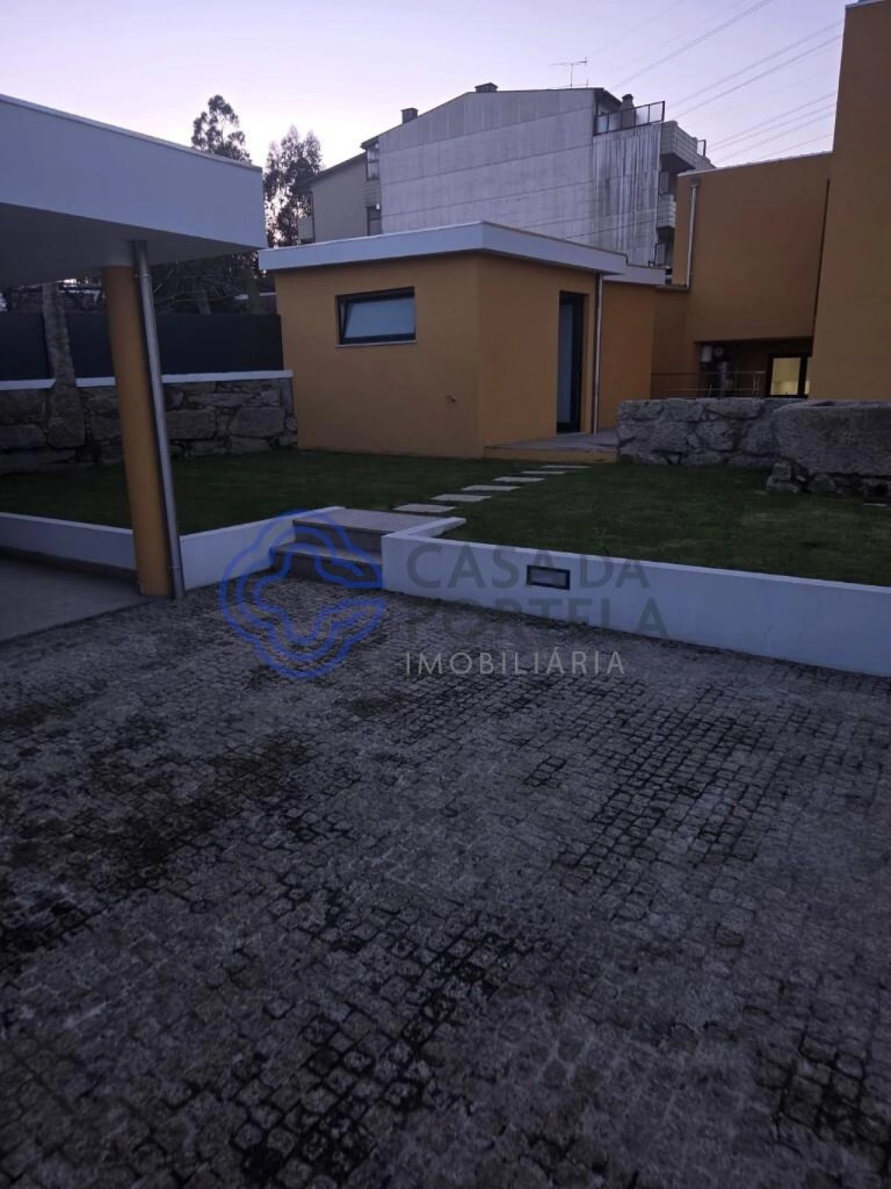 Moradia T3 para Venda em Nogueira e Silva Escura Foto 7