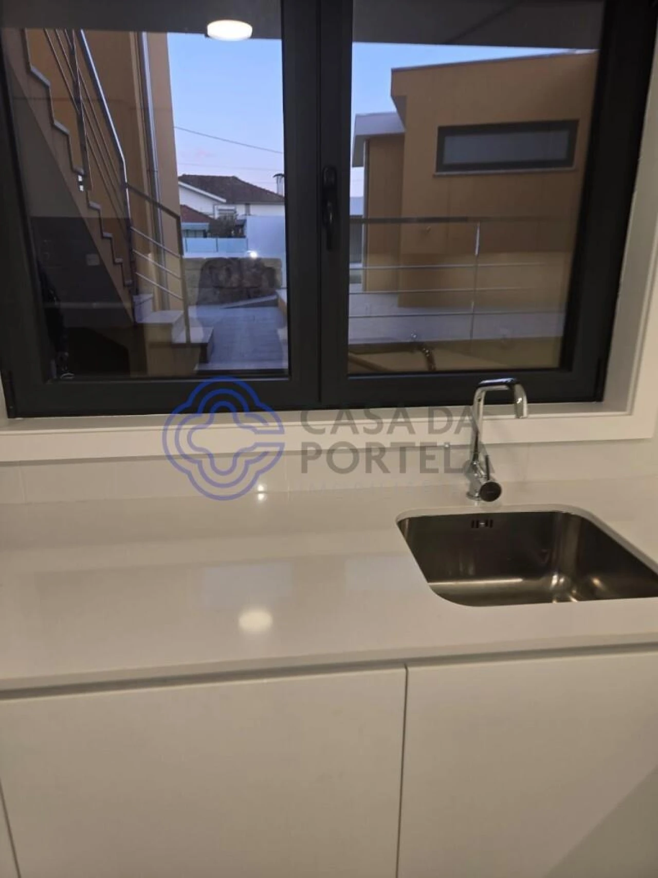 Moradia T3 para Venda em Nogueira e Silva Escura Foto 27