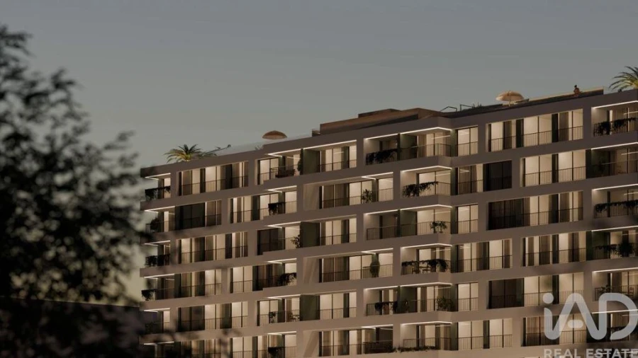 Apartamento T1 para Venda em São Martinho Foto 6