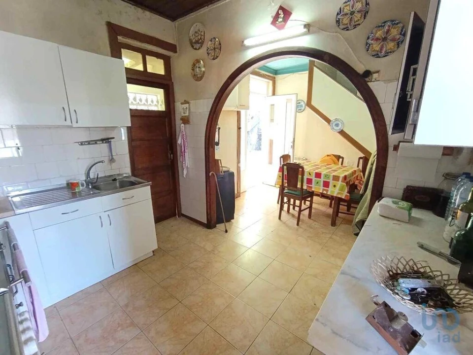 Moradia T4 para Venda em Vila e Roussas Foto 4