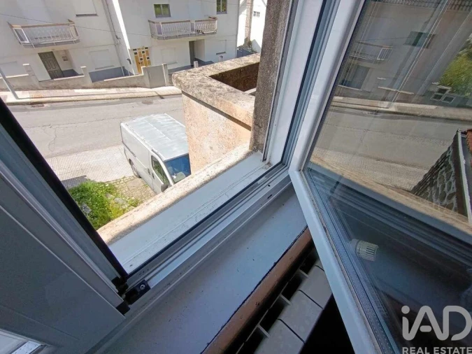 Moradia T4 para Venda em Vila e Roussas Foto 22