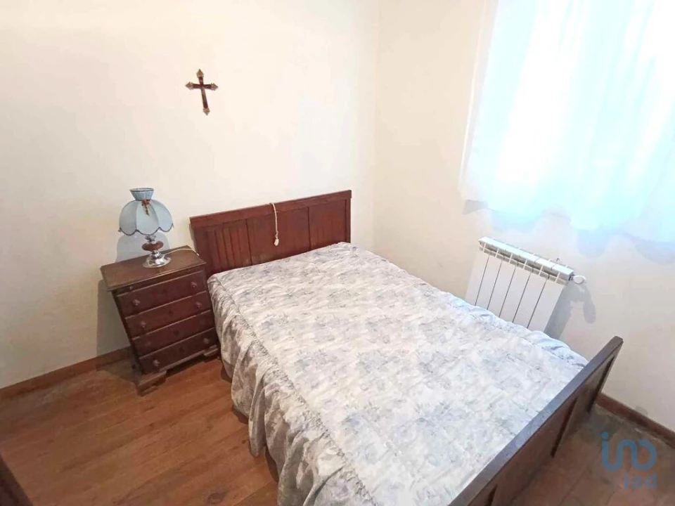 Moradia T4 para Venda em Vila e Roussas Foto 13