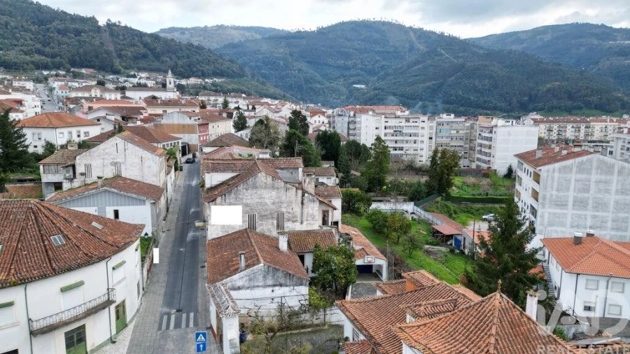 Moradia T6 para Venda em Lousã e Vilarinho Foto 28