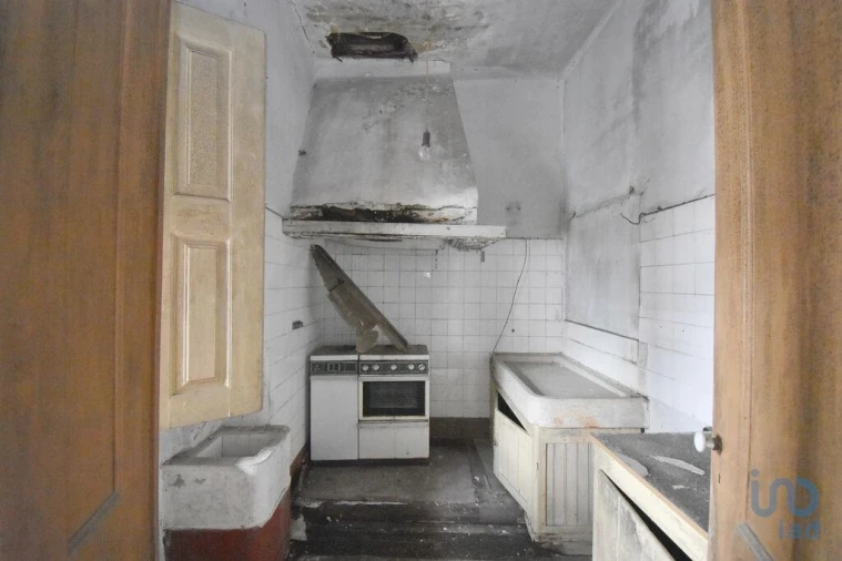 Moradia T6 para Venda em Lousã e Vilarinho Foto 13