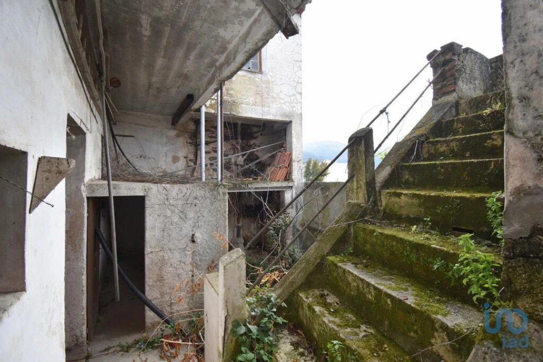 Moradia T6 para Venda em Lousã e Vilarinho Foto 6