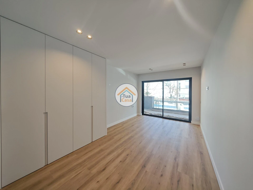 Apartamento T3 para Venda em Faro (Sé e São Pedro) Foto 20