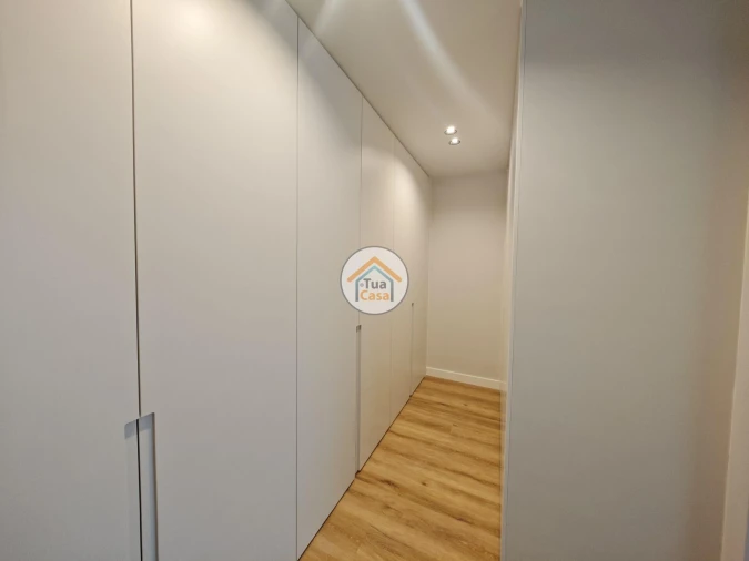 Apartamento T3 para Venda em Faro (Sé e São Pedro) Foto 11