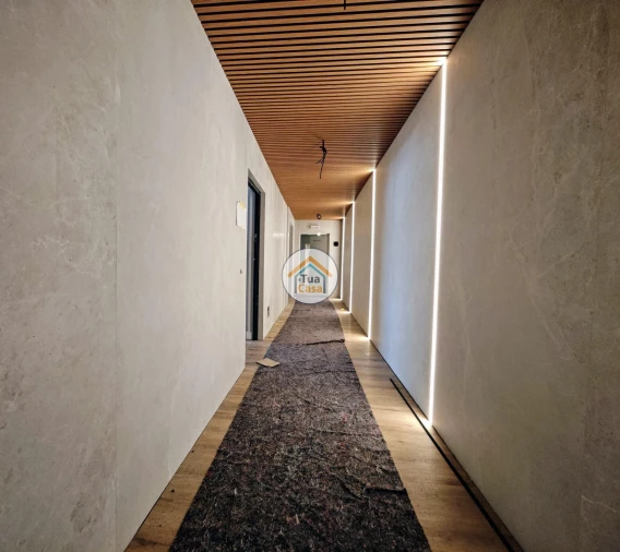 Apartamento T3 para Venda em Faro (Sé e São Pedro) Foto 27