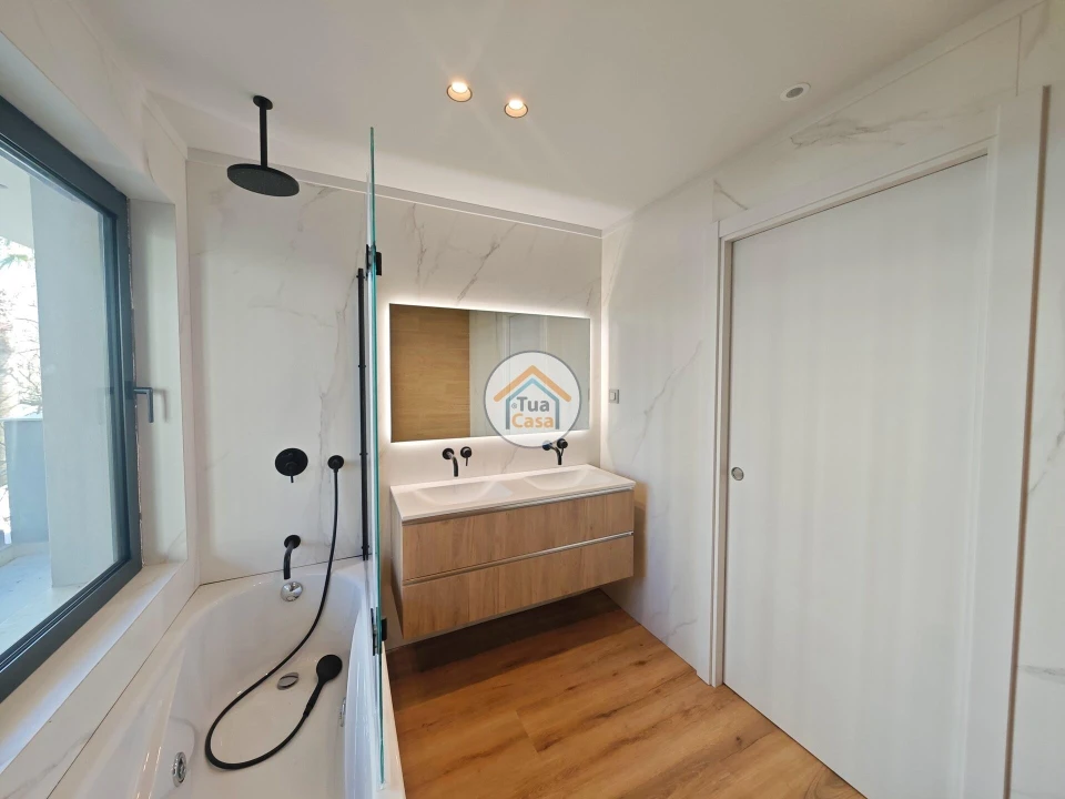 Apartamento T3 para Venda em Faro (Sé e São Pedro) Foto 13