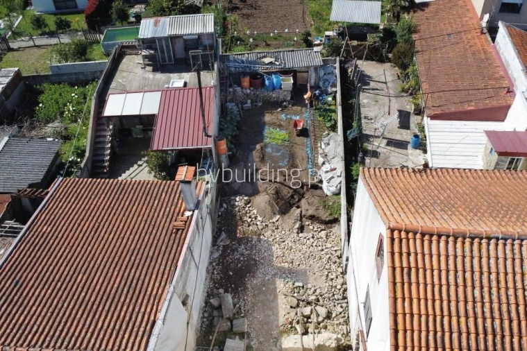 Moradia T3 para Venda em Arcozelo Foto 5