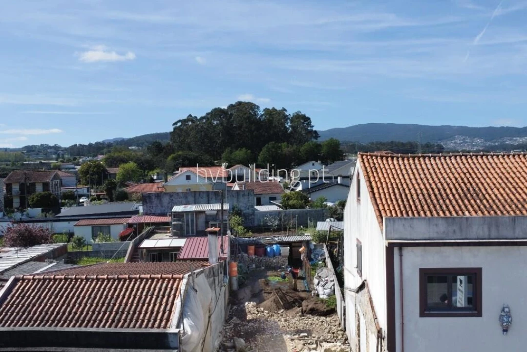 Moradia T3 para Venda em Arcozelo Foto 3