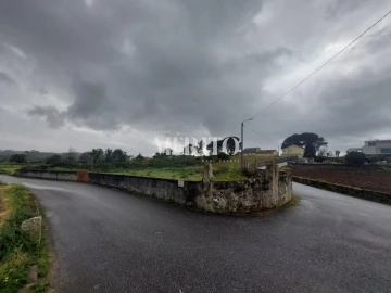 Terreno para Venda em Vila Nova de Anha