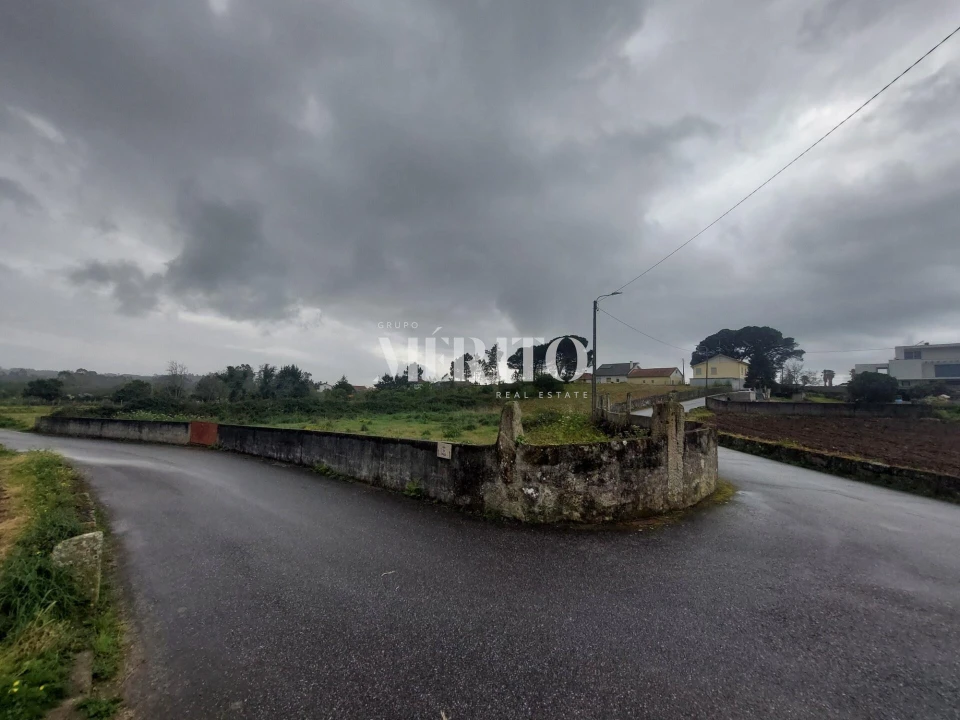 Terreno para Venda em Vila Nova de Anha Foto 2