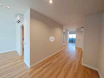 Apartamento T5 para Venda em Faro (Sé e São Pedro)