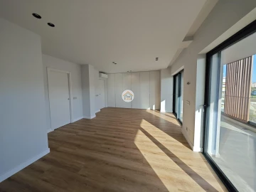 Apartamento T5 para Venda em Faro (Sé e São Pedro)