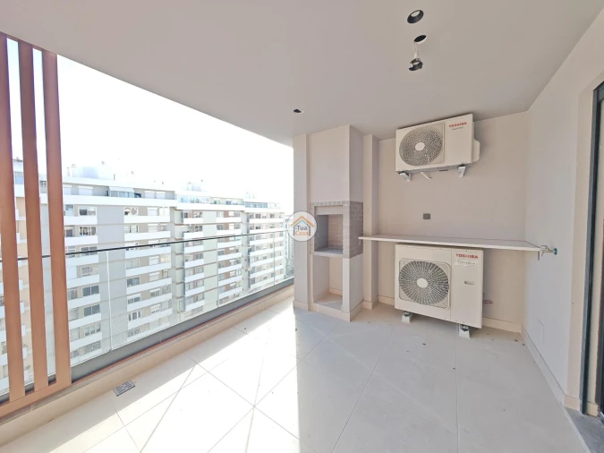Apartamento T5 para Venda em Faro (Sé e São Pedro) Foto 16