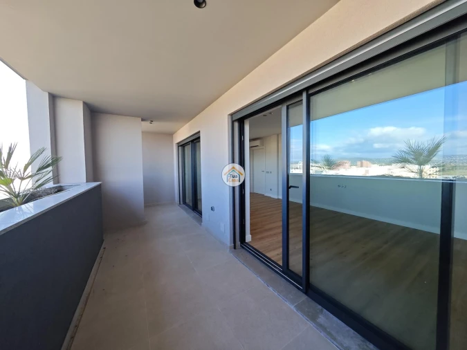 Apartamento T5 para Venda em Faro (Sé e São Pedro) Foto 50