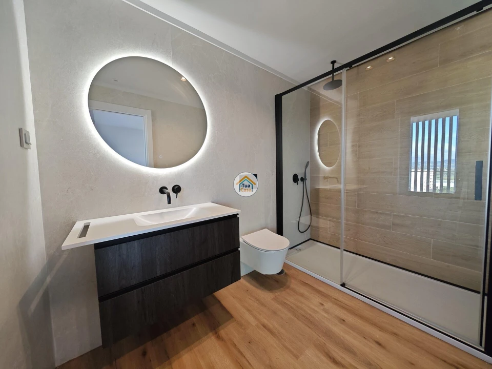 Apartamento T5 para Venda em Faro (Sé e São Pedro) Foto 45