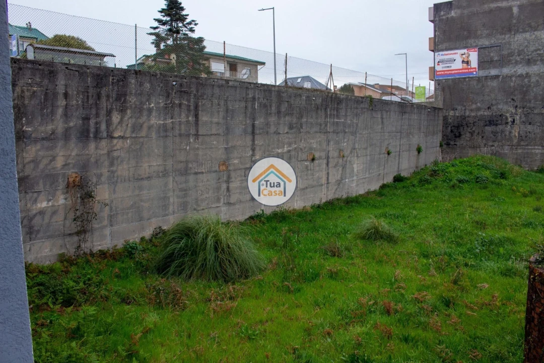 Terreno para Venda em Lourosa Foto 4