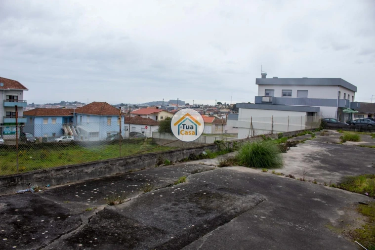 Terreno para Venda em Lourosa Foto 12