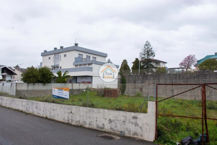 Terreno para Venda em Lourosa Foto 24