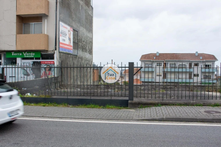 Terreno para Venda em Lourosa Foto 8